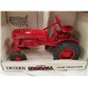 Image 2 : FARMALL CUB TRACTOR 1959-1963 1:16 SCALE