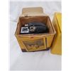 Image 2 : BROWNIE AND FLASH IN BOXES