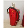 Image 2 : 2 FIRE EXTINGUISHERS