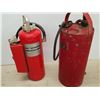 Image 4 : 2 FIRE EXTINGUISHERS