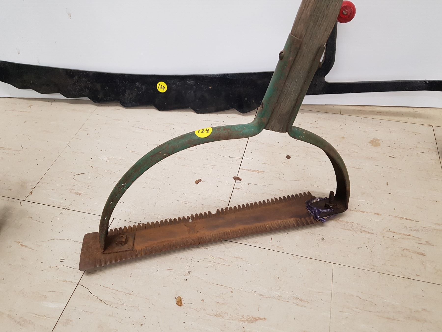 HAY KNIFE WEED CUTTER & HAND CULTIVATOR