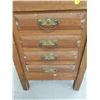 Image 2 : Antique Drawer Dresser