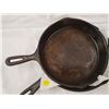 Image 3 : 3 Cast Iron Frying Pans