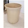 Image 5 : 10 Gallon Medalta Crock