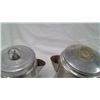 Image 2 : 1 Teapot and 2 Coffee Perks