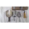 Image 2 : Flour Grinder & Scoops