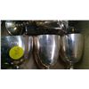Image 2 : LOT OF SILVER PLATED ITEMS