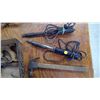 Image 2 : LOT OF HAND TOOLS