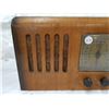 Image 3 : ANTIQUE WOODEN RADIO