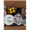 Image 4 : BOX FULL OF ASH TRAYS