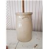 Image 4 : REDWING #4 WOODEN LID AND BUTTER CHURN AND 2 LEAF