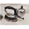 Image 2 : 2 COLEMAN GAS IRONS