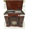 Image 1 : GE CLASSIC RADIO/TAPE PLAYER (WORKS)