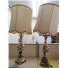 Image 2 : 2 VINTAGE LAMPS