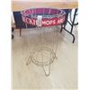 Image 1 : BOECKH METAL MOP STAND
