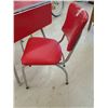 Image 5 : CHROME TABLE & 2 CHAIRS