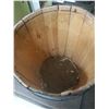 Image 4 : OLD NAIL BARREL, 17" HIGH