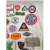 Image 4 : MIXED LOT OF VINTAGE PATCHES AND 1934 CAR TAG