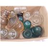 Image 3 : LOT OF INSULATORS