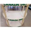 Image 5 : CANADA DRY STAND, 6' HIGH