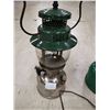 Image 5 : 2 COLEMAN GAS LAMPS & PARTS
