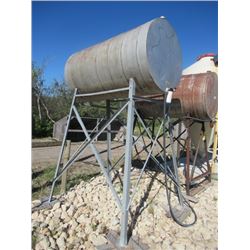 500 Gal Fuel Tank & Metal Stand