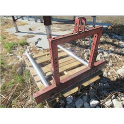 3PH Rd Bale Forks