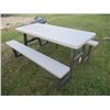 Image 1 : Lifetime Folding Poly Picnic Table
