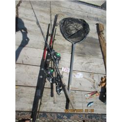 4 Fishing Rods & Reels & Handled Net Ice Fishing Rod & Scoop