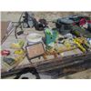 Image 1 : Stockman 30 Mile Elec Fence, Gate Handles, Fencing Insulators