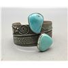 Image 1 : A Unique Vintage Two Stone Turquoise Bracelet