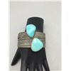 Image 9 : A Unique Vintage Two Stone Turquoise Bracelet