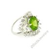 Image 6 : Vintage Platinum 10.20 ctw Round Peridot and Marquise Diamond Ring