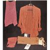Image 1 : DIVERGENT TRISS COMPLETE SCREEN MATCHED WARDROBE