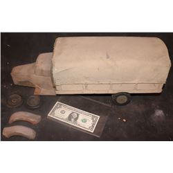 ZZ-CLEARANCE PASSAGE TO MARSEILLE MILITARY TRUCK WWII ANTIQUE FILMING MINIATURE 2
