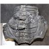 Image 3 : ALIEN VS PREDATOR SCREEN USED BLOOD ACID MELTED NECK