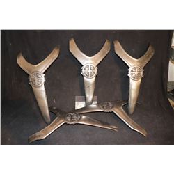 SNOW WHITE AND THE HUNTSMAN KNIGHT ARMOR CREST LOT 3