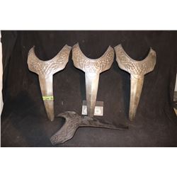 SNOW WHITE AND THE HUNTSMAN KNIGHT ARMOR CREST LOT 4