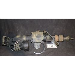 STAR TREK NEMESIS SCREEN USED KOLARAN MACHINE GUN BLASTER