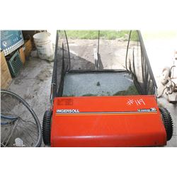 INGERSOL LAWN SWEEP (RED)