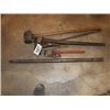 Image 1 : SLEDGE, BARS, & 2 PIPE WRENCHES
