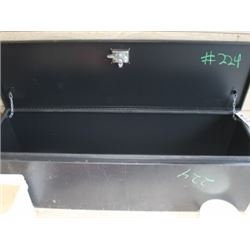 METAL TOOLBOX