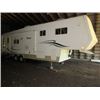 Image 1 : 2004 CORSAIR EXCELLA 31.5' RLS FIFTH WHEEL HOLIDAY TRAILER