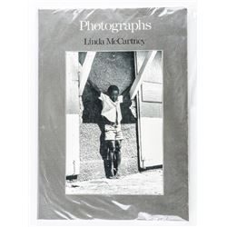 Photographs - Linda McCartney Book