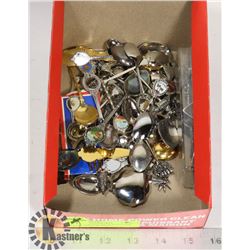 LOT OF VINTAGE SILVER PLATED COLLECTIBLE SPOONS