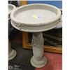 Image 1 : CONCRETE BIRDBATH 16 X 23