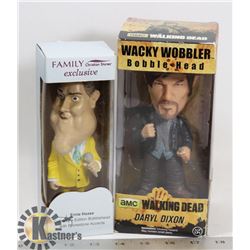 SET OF 2 BOBBLE HEADS WALKING