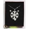 Image 1 : LAB CREATED WHITE FIRE OPAL SNOW-FLAKE PENDANT ON