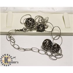 SILVER ITALIAN DESIGN NECKLACE (32" LONG)