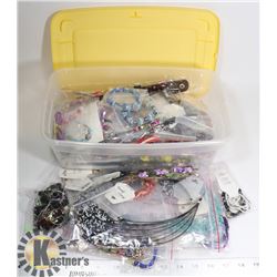 LOTS OF ASSORTED GEMSTONE, CRYSTAL AND GLASS